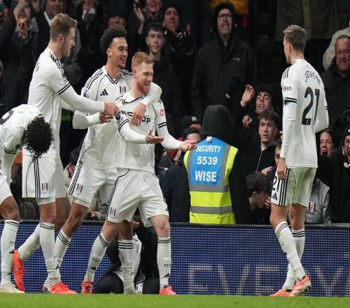 印尼超分析,佩斯克连败,巴克伦佛迎,188金宝博官网,188bet金宝博,188bet备用网址,188金宝博官网