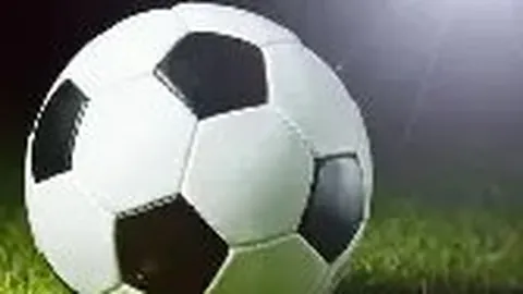 “全民健身日与世运会同辉，体育生活共筑美好未来”